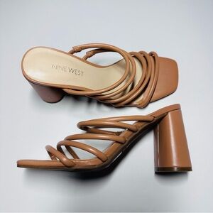 Nine West Neutral Tan Color Strappy Sandals Square Toe Chunky Heel Size 6.5M